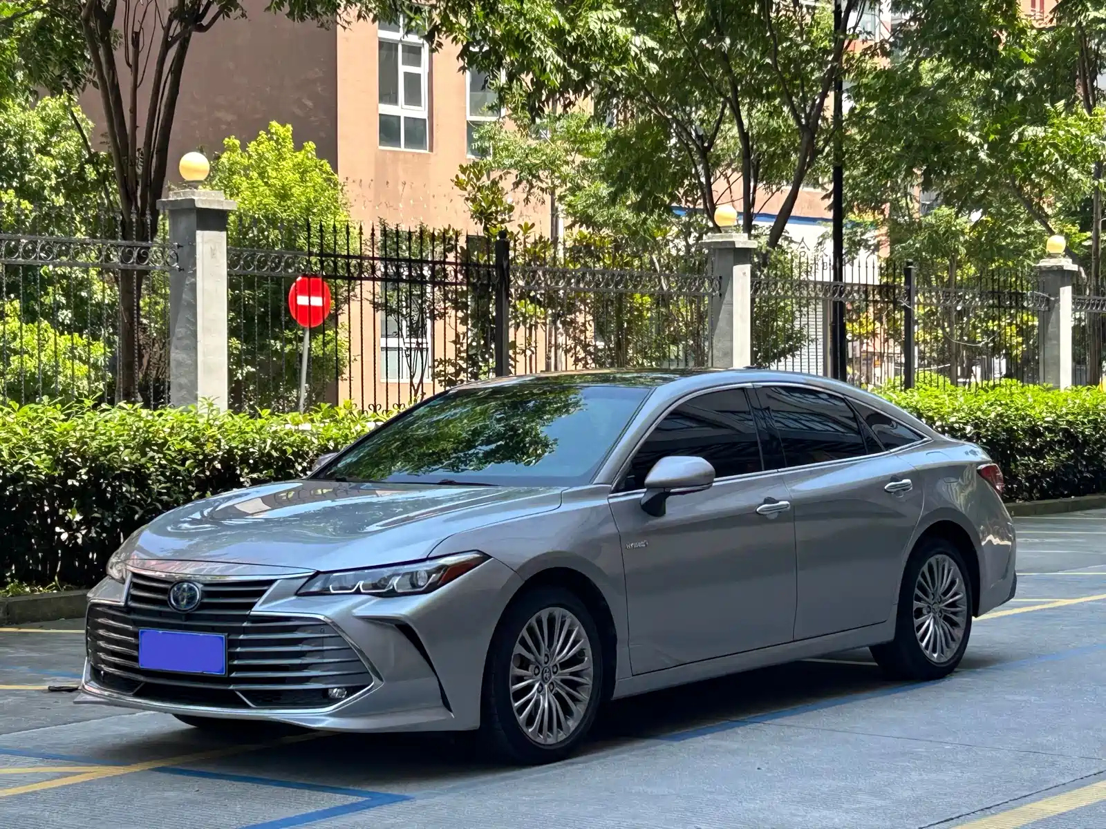 TOYOTA AVALON 2019