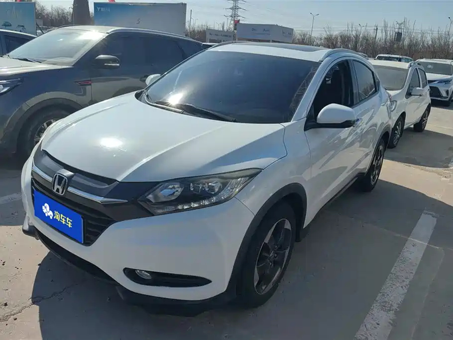 HONDA VEZEL 2015