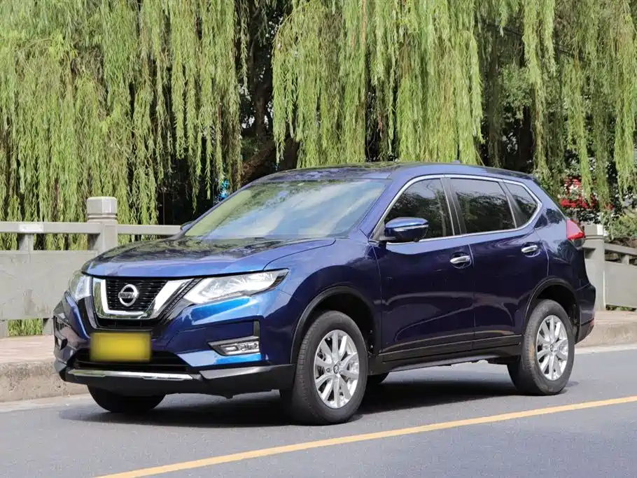 NISSAN X-TRAIL 2017
