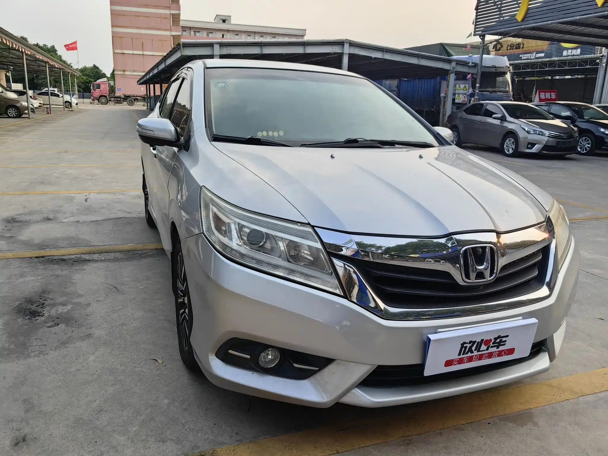 HONDA CRIDER 2013