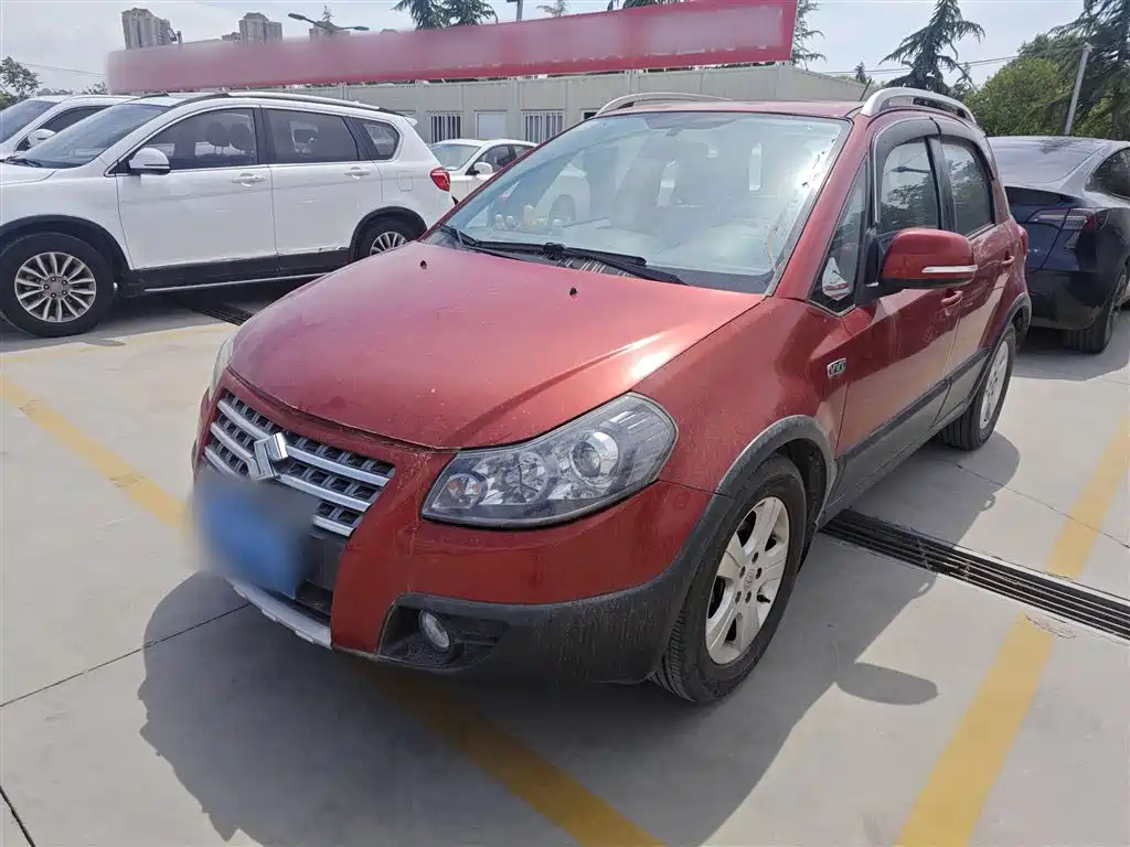 SUZUKI SX4 2013