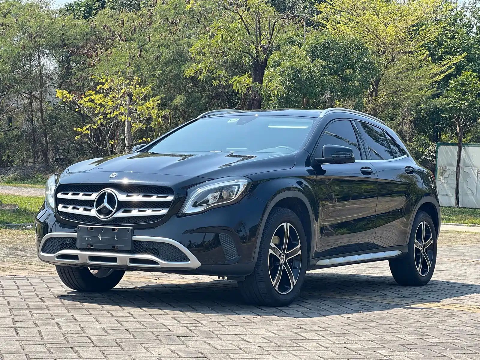 MERCEDES BENZ GLA 2018