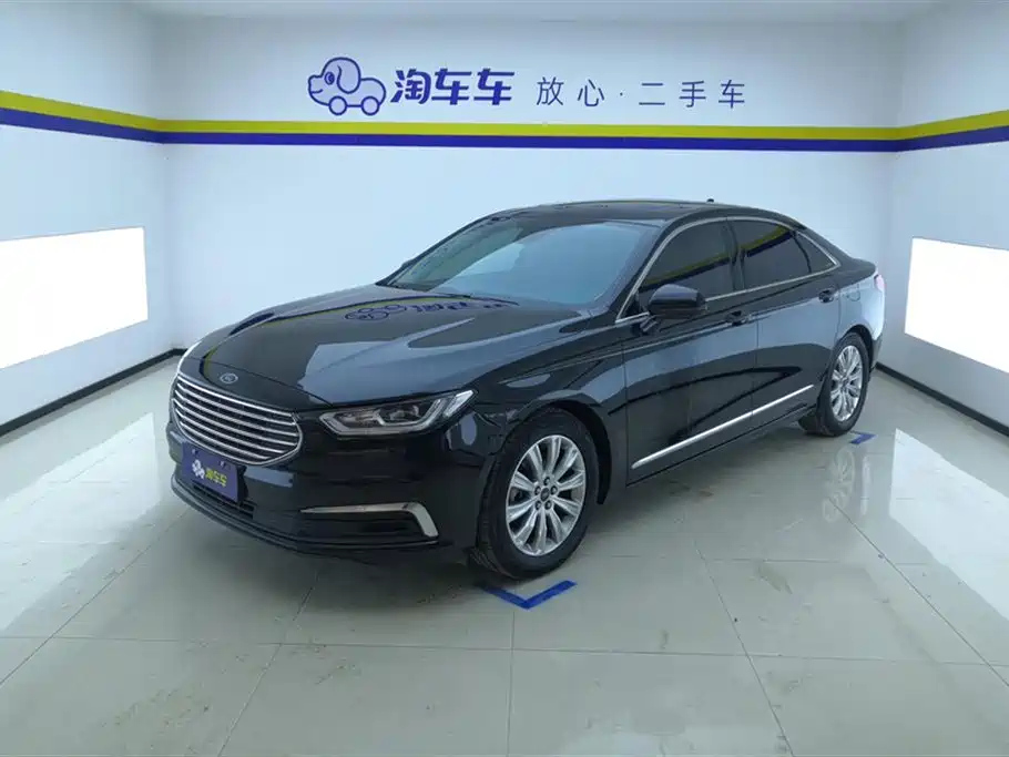 FORD TAURUS 2019