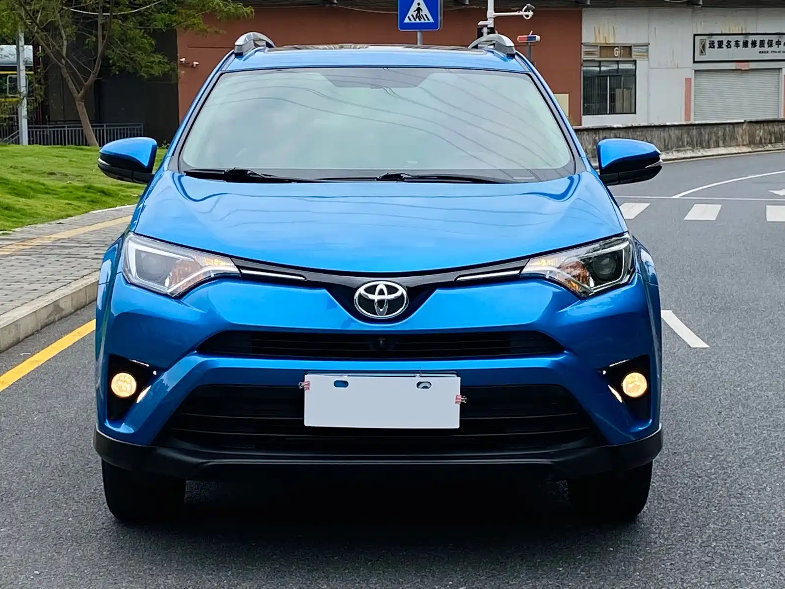 TOYOTA RAV4 RONGFANG 2016