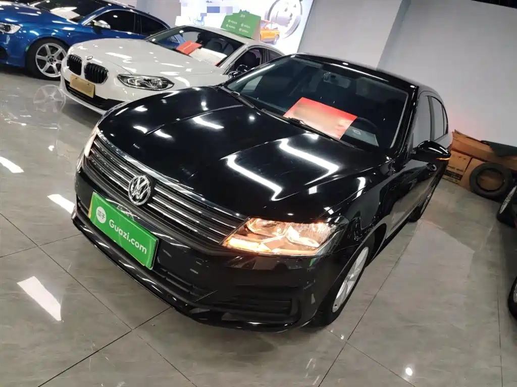 VOLKSWAGEN LAVIDA 2019