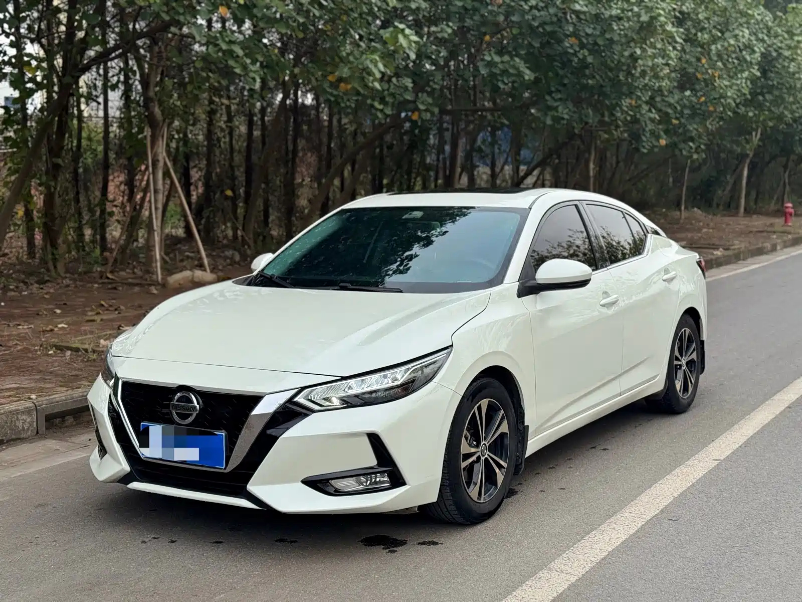 NISSAN SYLPHY 2020