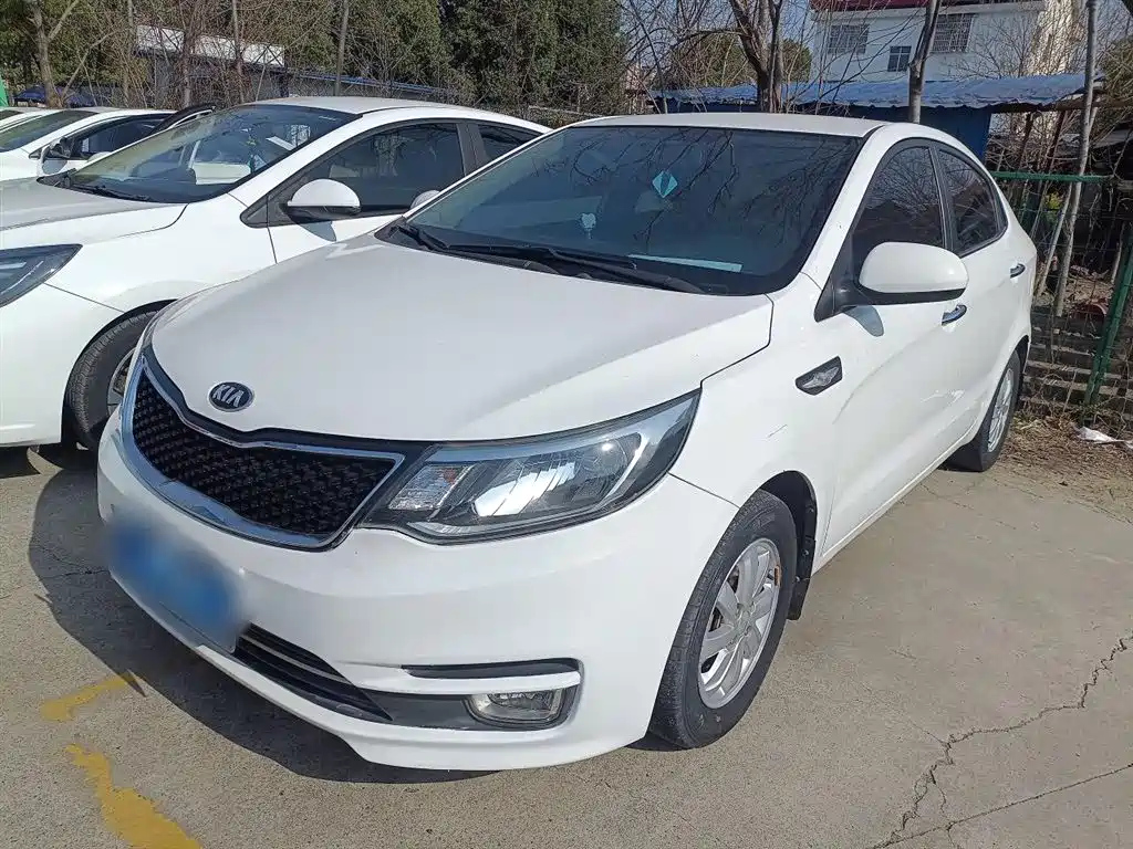 KIA K2 2015