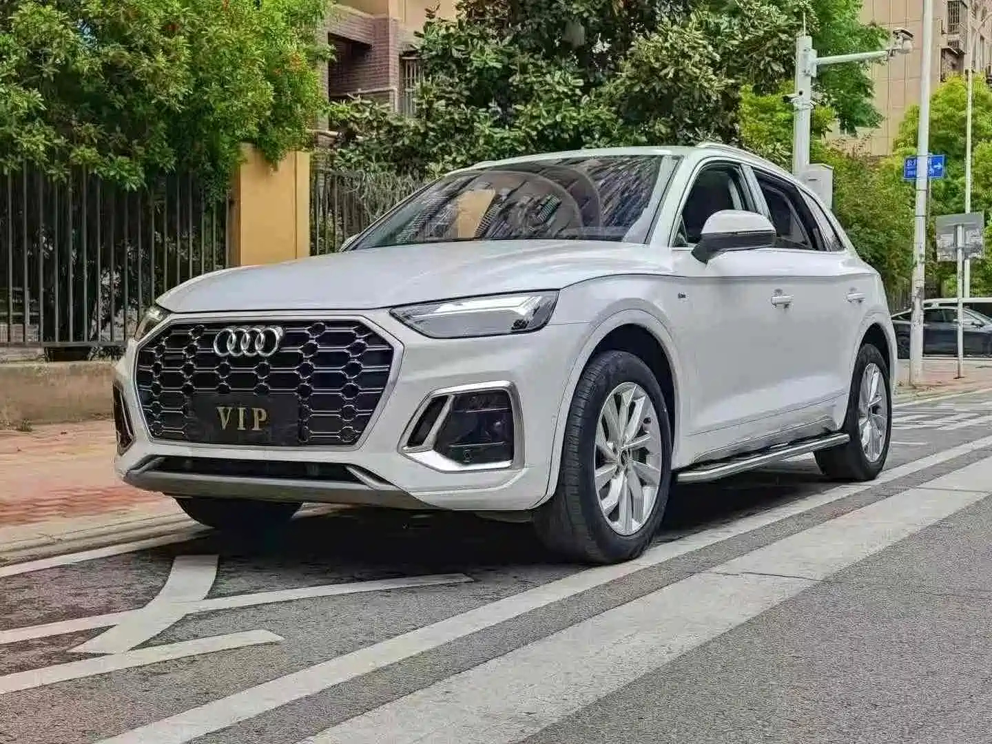 AUDI Q5L 2022