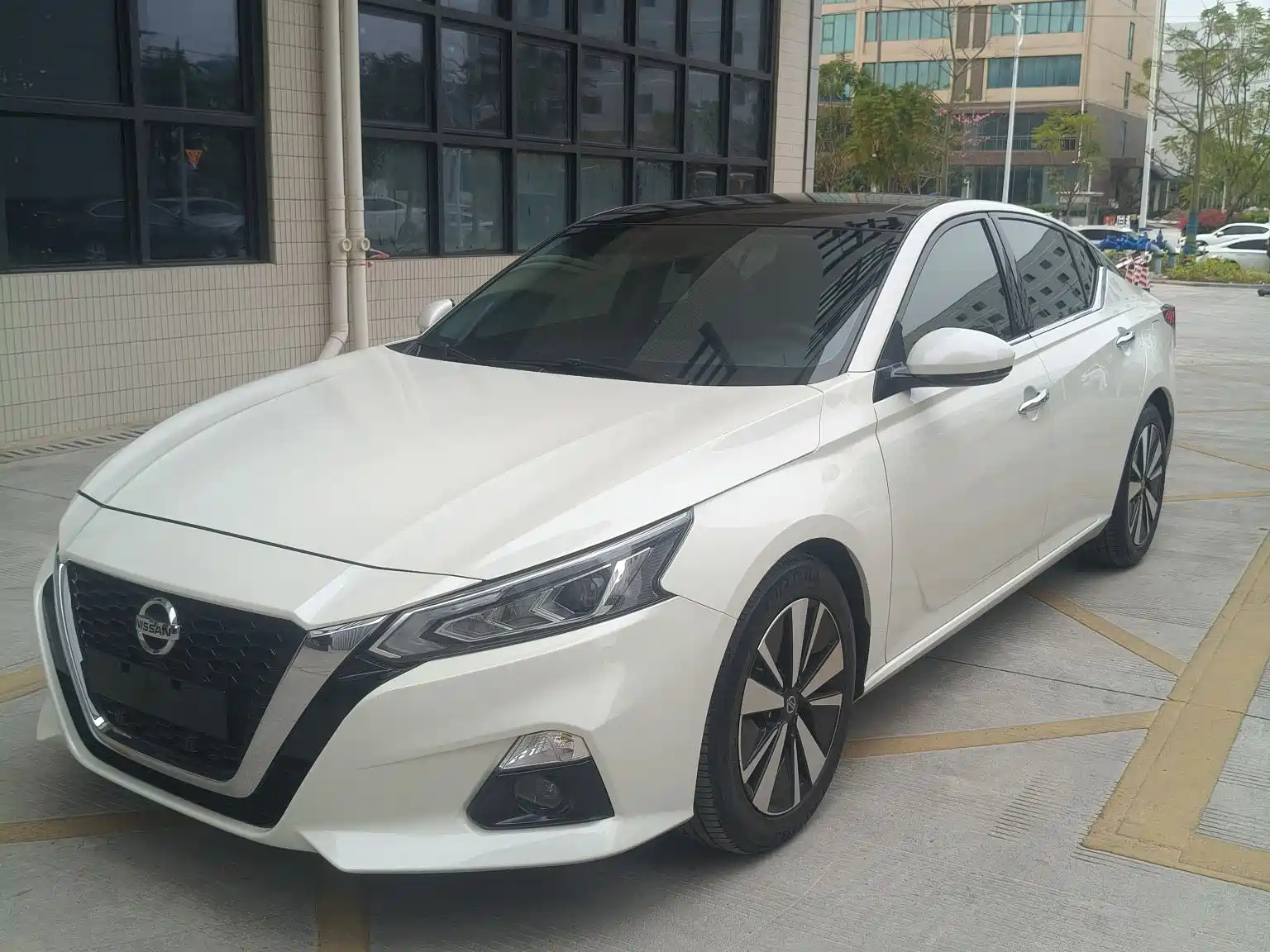 NISSAN TEANA 2021