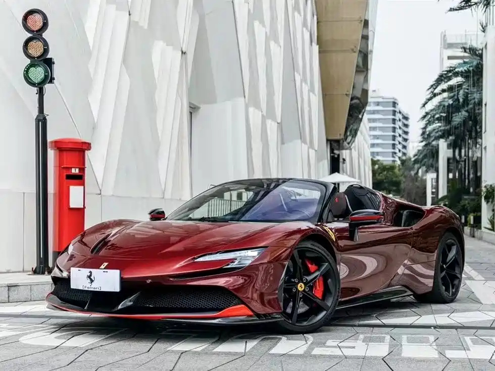 FERRARI SF90 2021