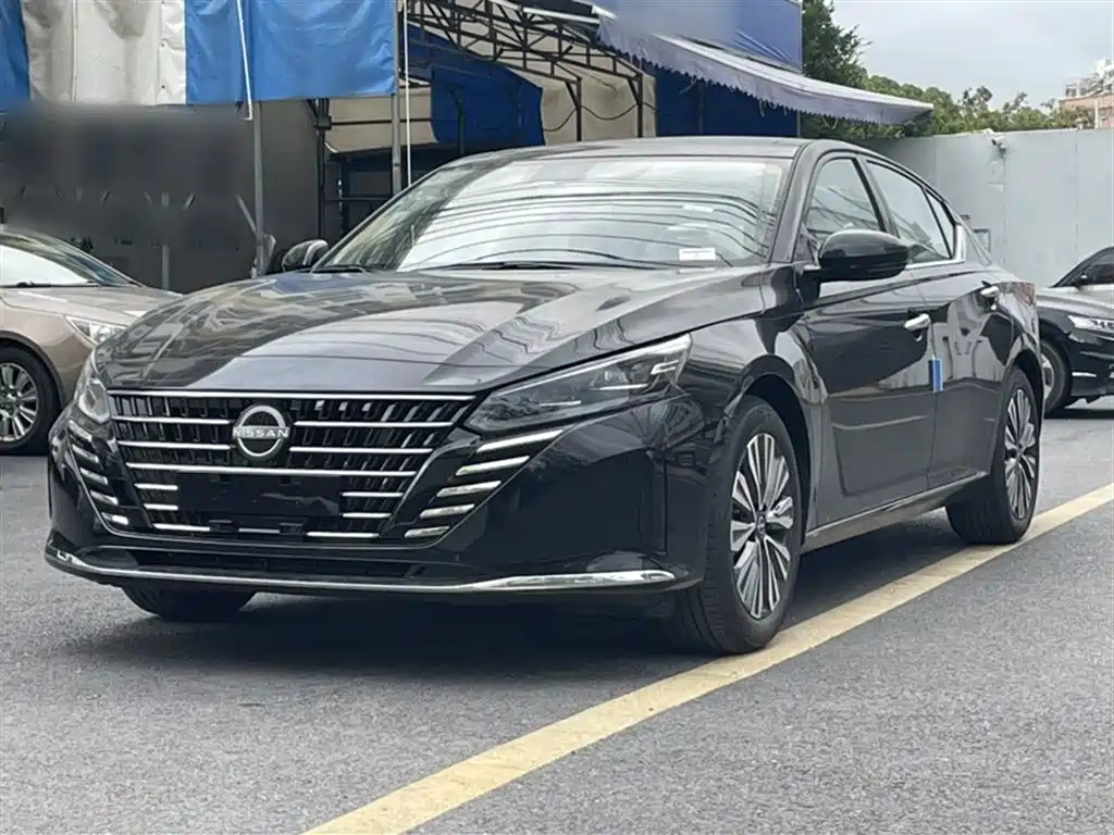 NISSAN TEANA