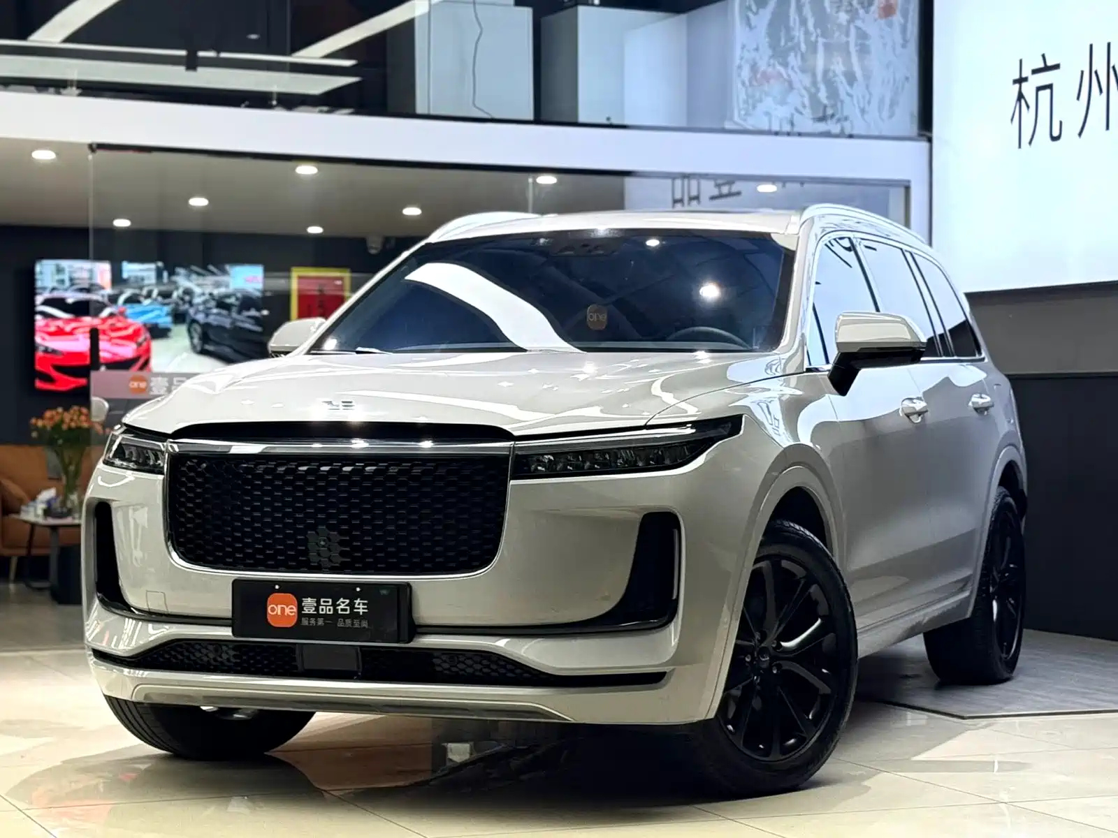 LI AUTO ONE