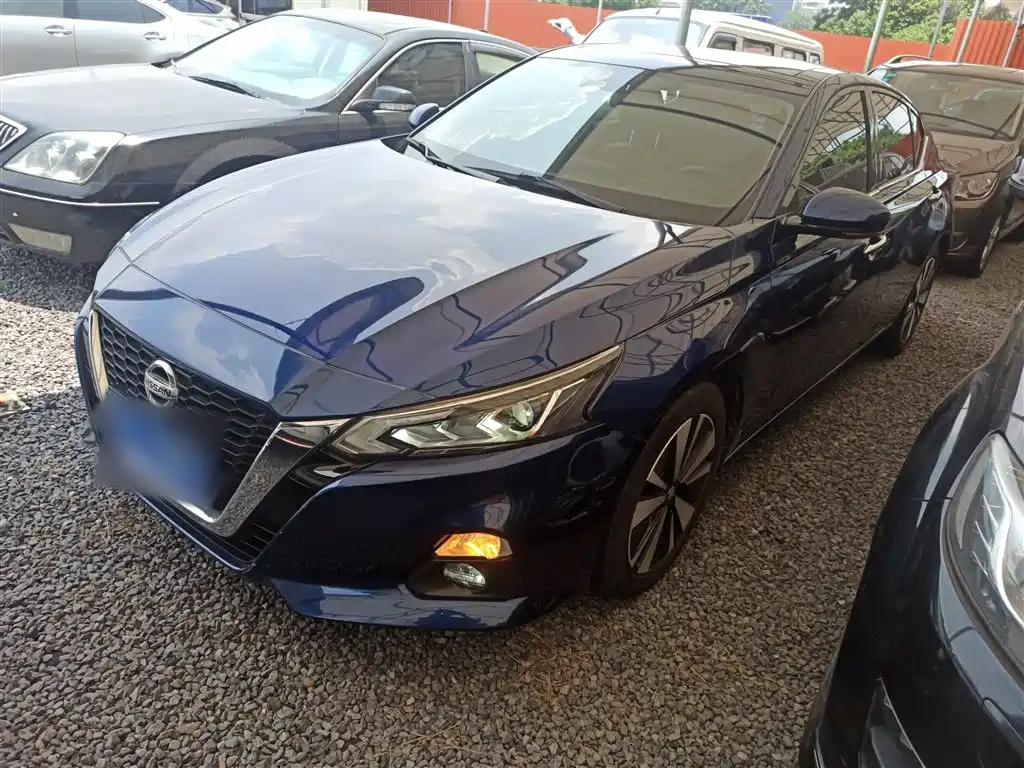 NISSAN TEANA 2021