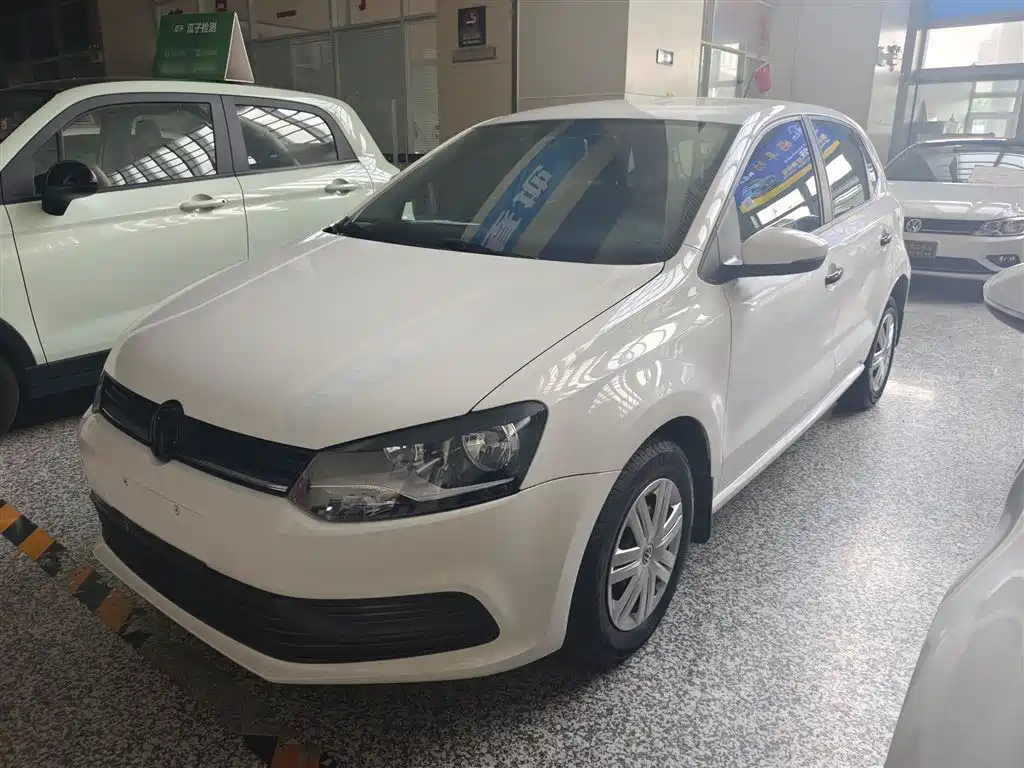 VOLKSWAGEN POLO 2018