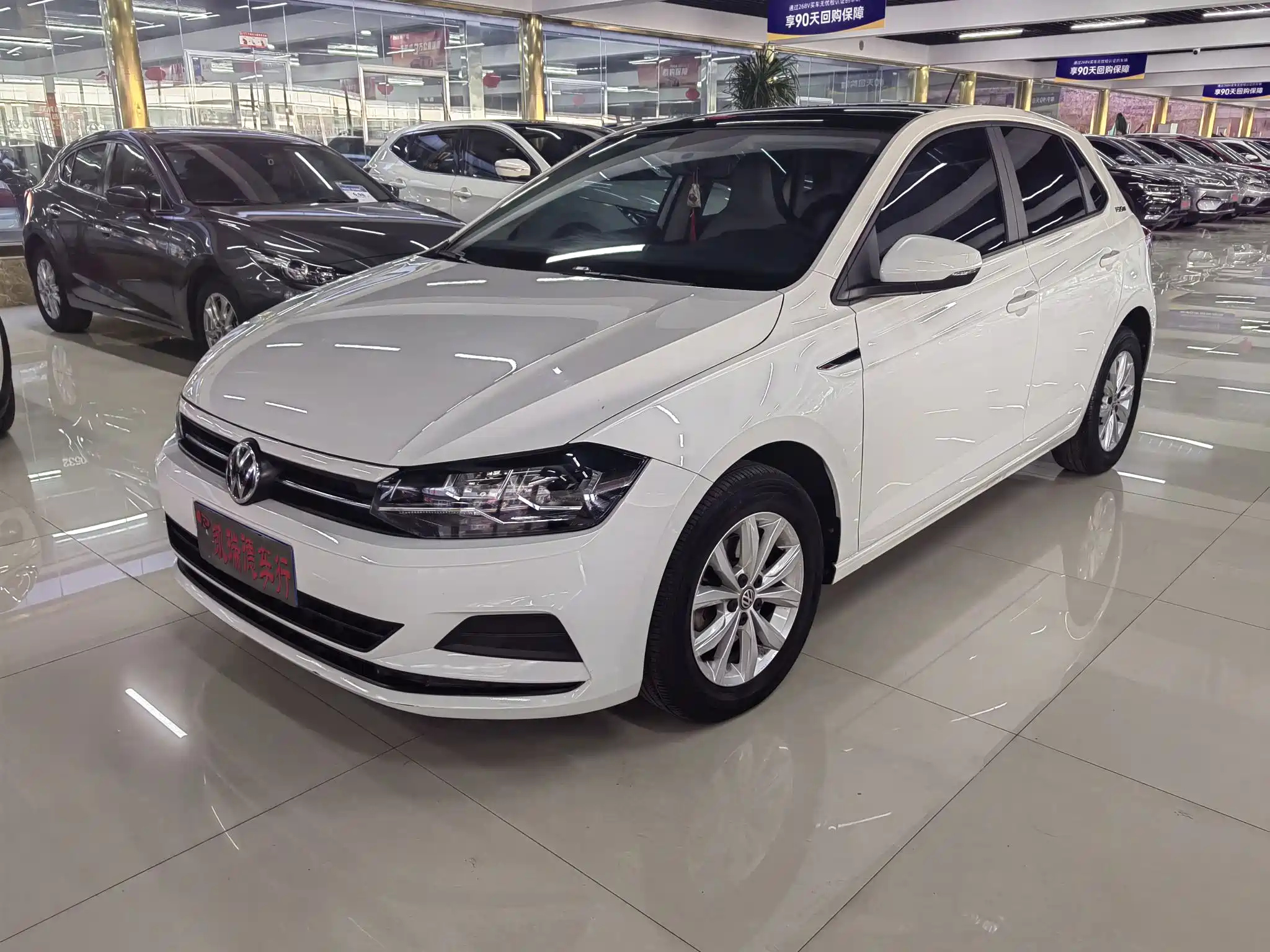 VOLKSWAGEN POLO 2019