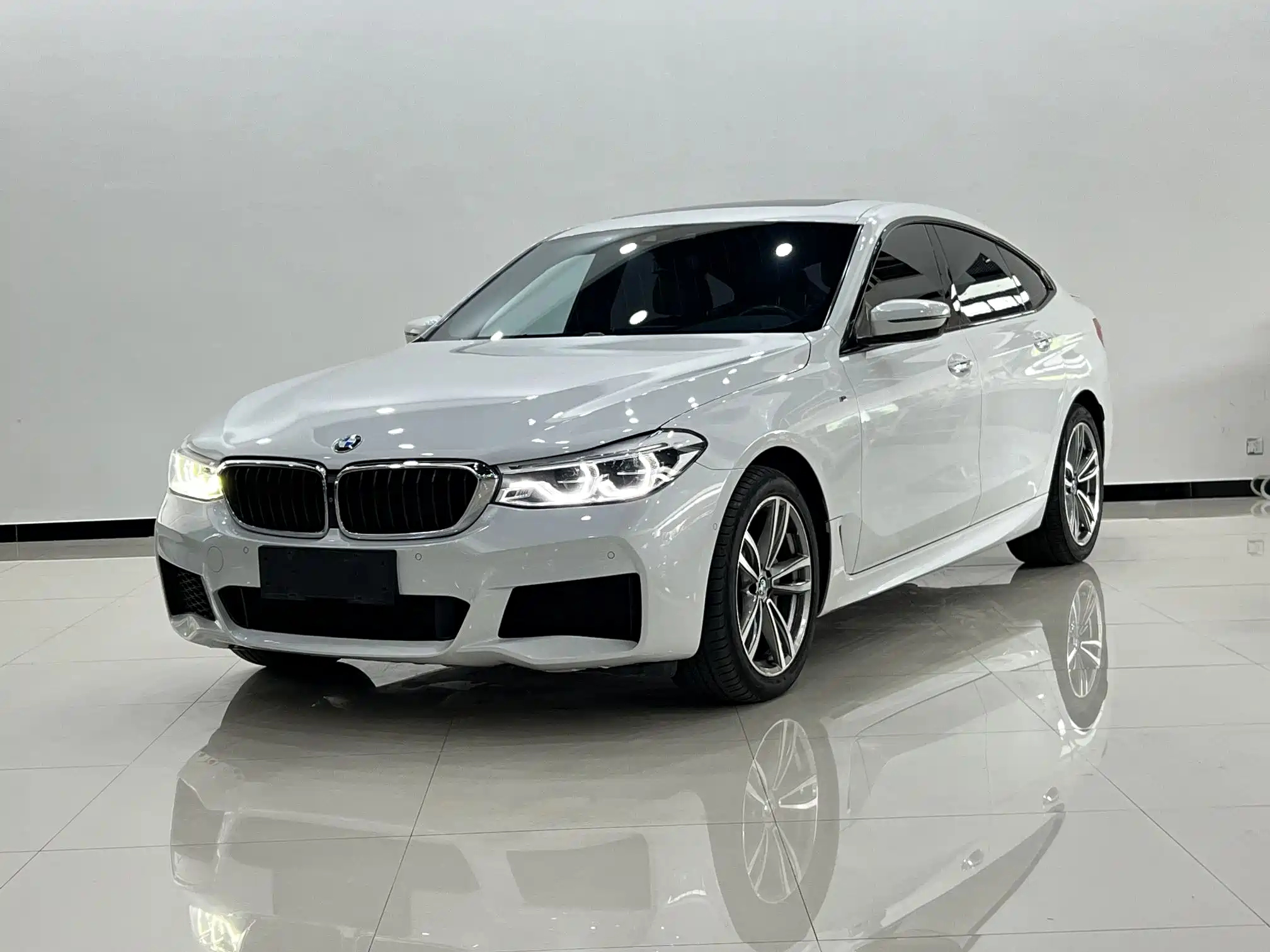 BMW 6-SERIES GT 2018