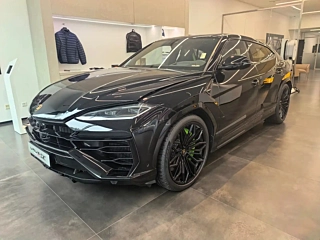 Заказать LAMBORGHINI URUS SE