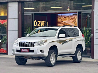 TOYOTA PRADO 2010
