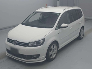 VOLKSWAGEN GOLF TOURAN