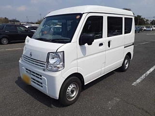 NISSAN CLIPPER VAN