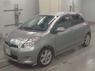 TOYOTA VITZ
