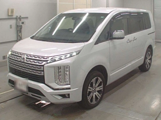 MITSUBISHI DELICA D5