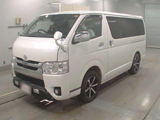 TOYOTA HIACE VAN