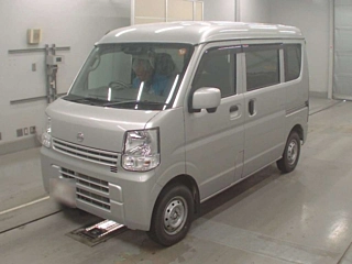 NISSAN CLIPPER VAN