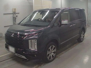 MITSUBISHI DELICA D5