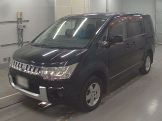 MITSUBISHI DELICA D5