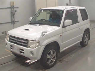 MITSUBISHI PAJERO MINI