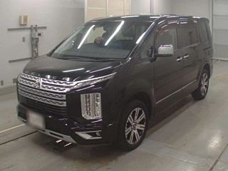 MITSUBISHI DELICA D5