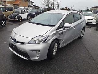 TOYOTA PRIUS PHV
