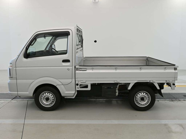 SUZUKI CARRY TRUCK 2018