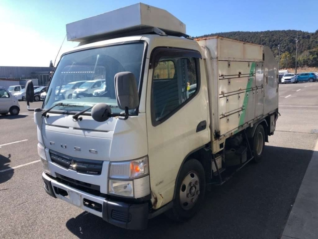 Mitsubishi Canter