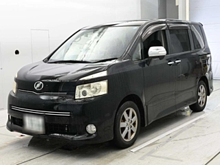 Toyota Voxy 2010