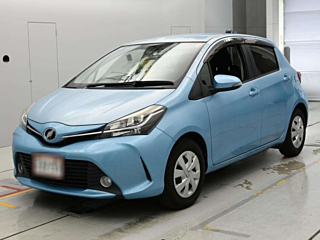 Toyota Vitz 2015