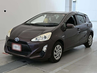 Toyota Aqua 2015