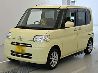 Daihatsu Tanto 2010