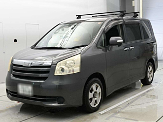 Toyota Noah 2009
