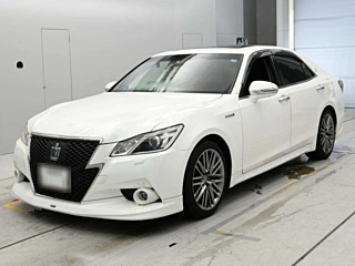 Toyota Crown 2013