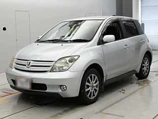 Toyota Ist 2005