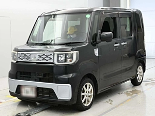 Daihatsu Wake 2015