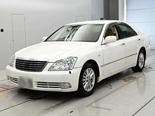 Toyota Crown 2005