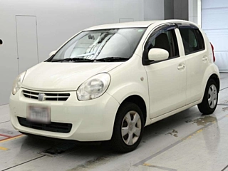 Toyota Passo 2011
