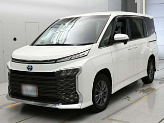 Toyota Voxy 2023