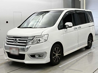 Honda Step Wagon 2013