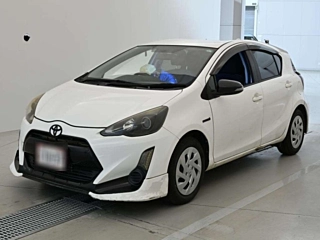 Toyota Aqua 2015