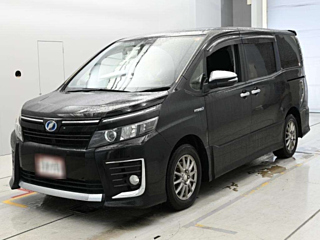 Toyota Voxy 2016