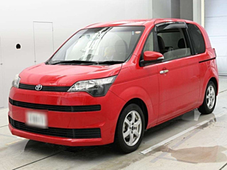 Toyota Spade 2015